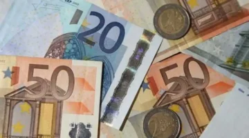 تقلبات حادة بالبنوك.. تحركات غير متوقعة في سعر اليورو أمام الجنيه المصري اليوم